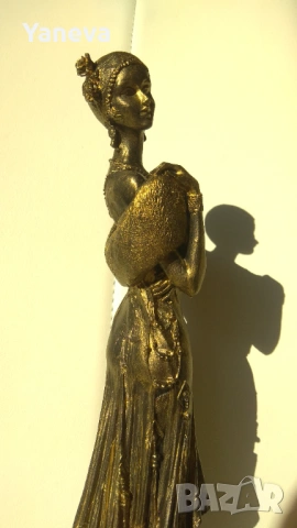 Статуетка на изискана дама в стил Art Deco . , снимка 9 - Статуетки - 53157283