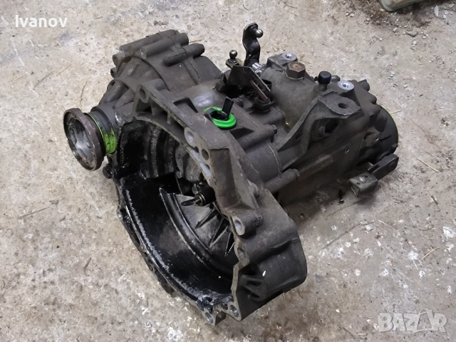 Скоростна кутия за Голф 4 Ауди А3 Сеат Шкода 1.6 VW Golf 4 Audi A3 Seat Skoda 1.6 AKL SR 1.4 DUW