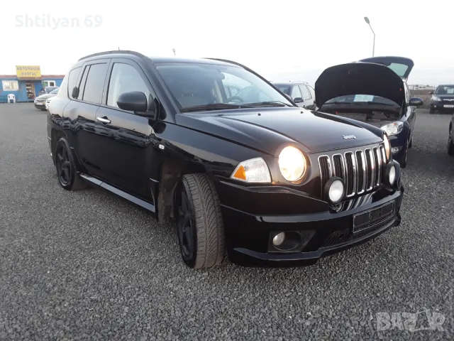 Jeep Compass Sport 2.4i 4x4, снимка 3 - Автомобили и джипове - 48883375