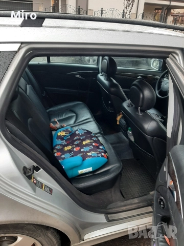 мерцедес Е 270cdi, снимка 4 - Автомобили и джипове - 52585650