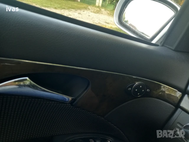 Mercedes-Benz E 220 CDI Avantgarde, снимка 11 - Автомобили и джипове - 50889745