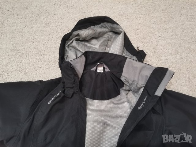 Водонепромокаемо Черно яке от Декатлон QUECHUA XS размер, снимка 2 - Детски якета и елеци - 42423527
