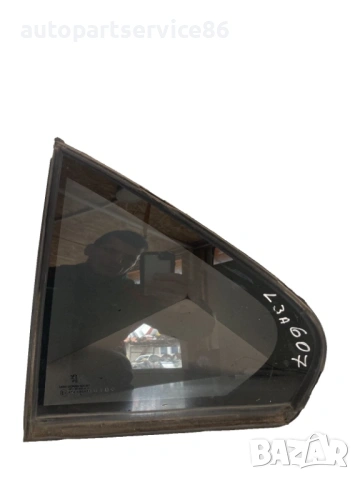 Задно ляво стъкло на прозорец за врата за Peugeot 607 (2006), снимка 2 - Части - 53770384