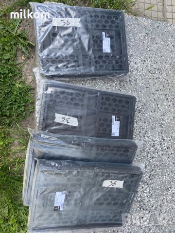 Мерцедес Бенц оригинална кошница аксесоар чисто нова в опаковката , снимка 1