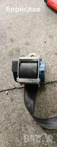 Заден десен колан за пасат б6 , снимка 2 - Части - 44606018