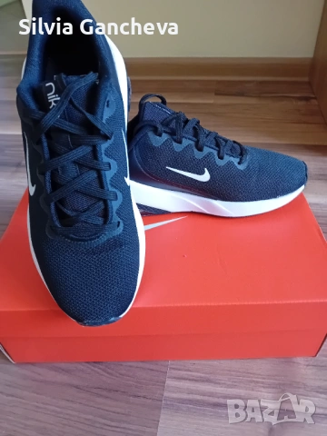 Дамски маратонки Nike, снимка 3 - Маратонки - 53873671