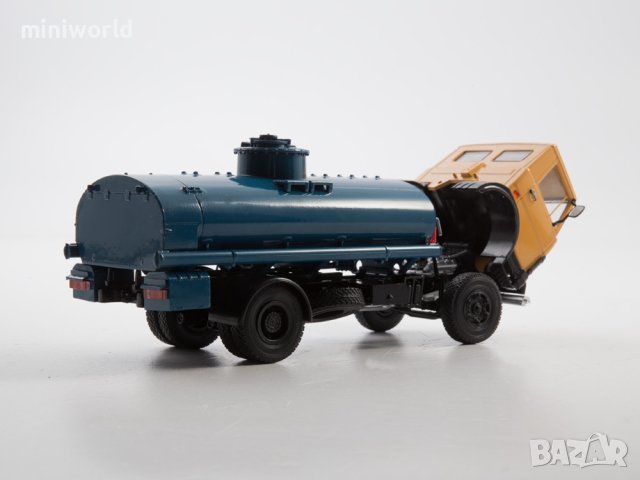 МАЗ 5337 АЦ-9 цистерна - мащаб 1:43 на Авто История моделът е нов в кутия, снимка 7 - Колекции - 42021047