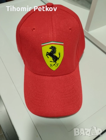 червена шапка Ферари Scuderia Ferrari, снимка 4 - Шапки - 52515263