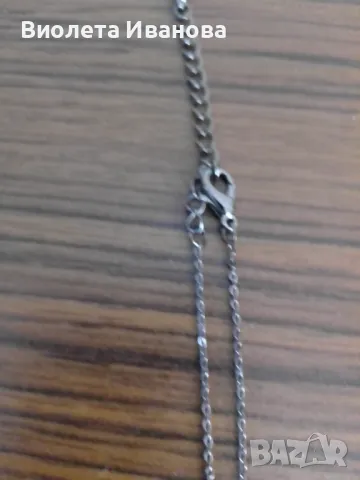 Черно колие Орифлейм , снимка 2 - Колиета, медальони, синджири - 49286251