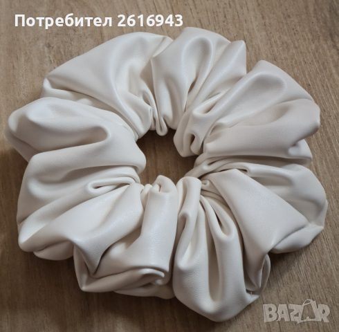 Кожени скрънчита, снимка 11 - Аксесоари за коса - 36260320