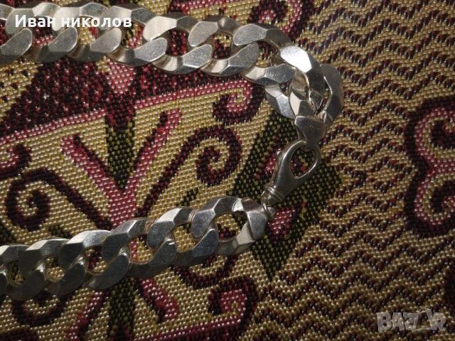 Масивен сребърен ланец