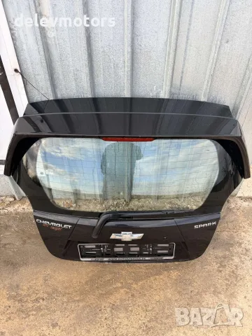 Оборудвана пета врата, багажник, задна врата от Chevrolet Spark (M300) 1.0i