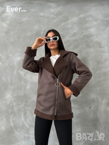 Дамско зимно яке с  цип и яка - Кафяво