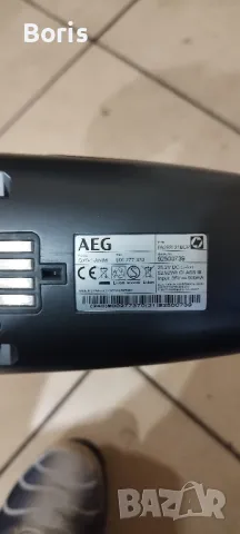 Вертикална прахосмукачка Aeg QX9-1-Anim с проблем, снимка 4 - Прахосмукачки - 49830974