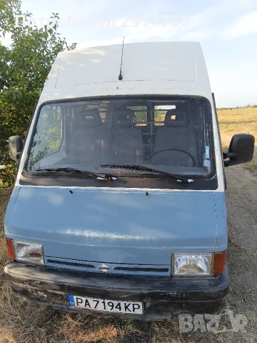 Продавам бус Nissan Trade 75 