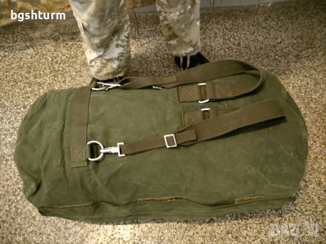 Оригинален немски военен сак с презрамки (Брезент) – Олив, снимка 4 - Сакове - 44274695