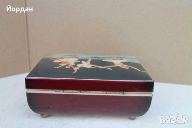 Музикална кутия за бижута, снимка 5 - Антикварни и старинни предмети - 42357099