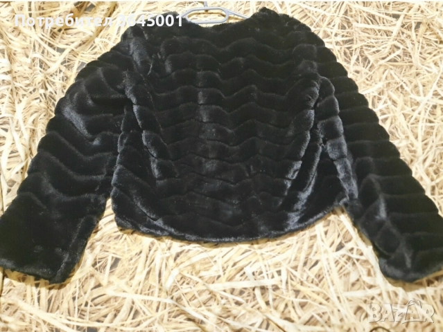 Елегантно късо ,пухкаво палтенце . Размер: M/L. Ново, снимка 4 - Палта, манта - 51914542