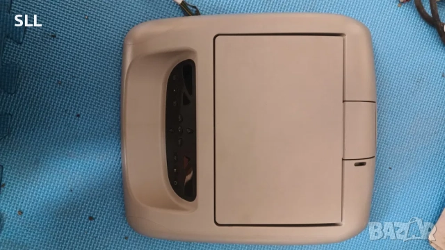 Монитор за автомобил