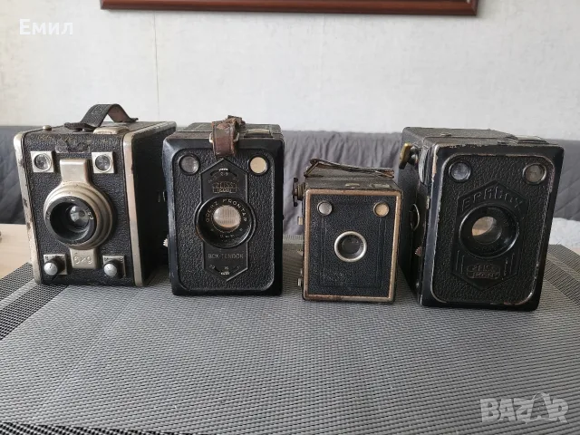 Лот антикварни фотоапарати бокс камера