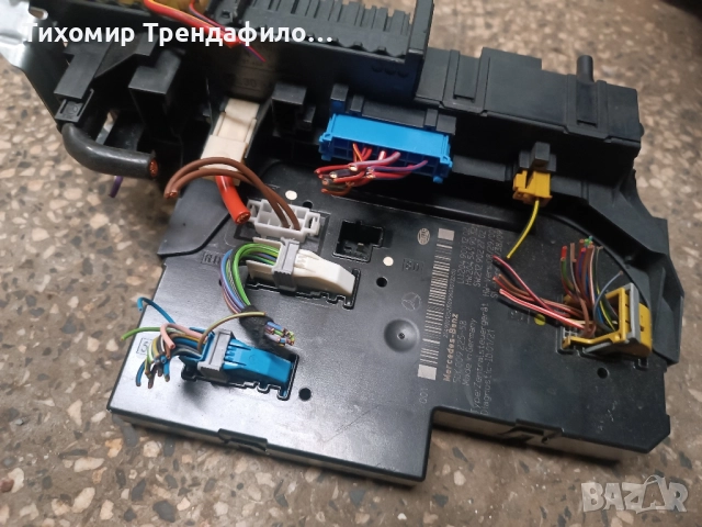 мерцедес SAM modul medcedes w204 5DK009225-58 , 204 545 90 32 сам модул, снимка 2 - Части - 52204372