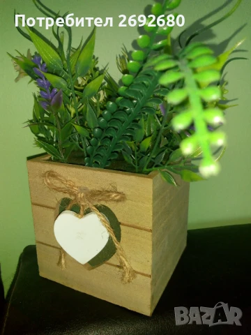 Великденска кошничка -зайче,дървена кутийка с изкуствени цветя , снимка 8 - Декорация за дома - 51225373