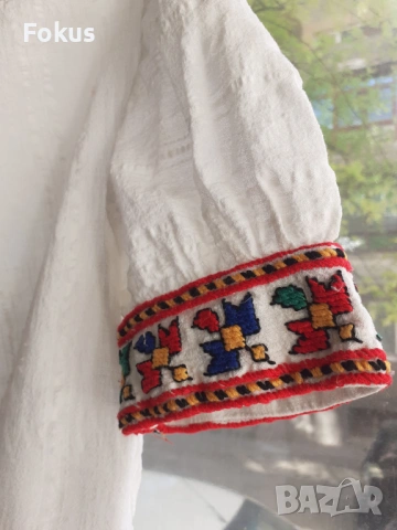 Прекрасна кенарена риза за момиче от носия, шевица, снимка 3 - Антикварни и старинни предмети - 53332964