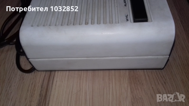 Радио часовник Unitra, снимка 3 - Радиокасетофони, транзистори - 52183344