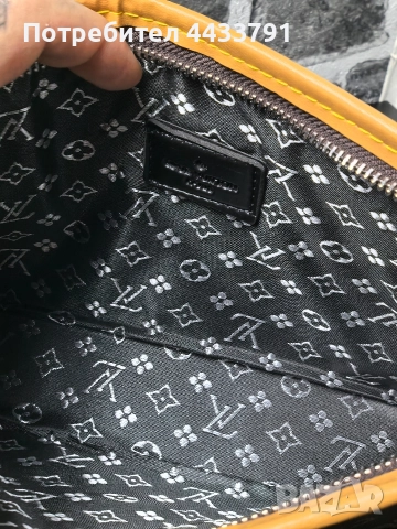Louis Vuitton чанта тип плик , снимка 9 - Чанти - 52830770