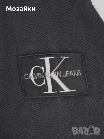 Мъжки суичър Calvin Klein Jeans Черен с лого patch Размер М, снимка 5 - Блузи - 53595715