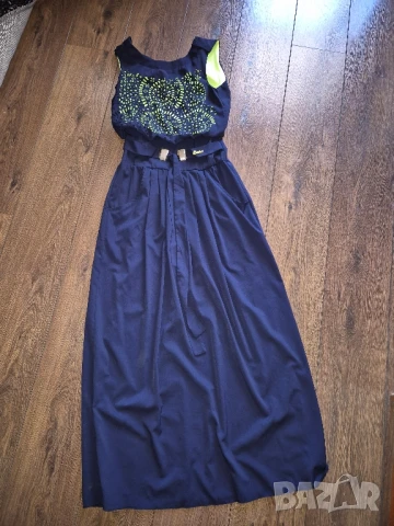 рокля дълга спортно елегантна