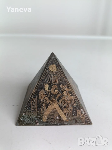 Vintage , бронзови, енергийни пирамиди с египетски мотиви , снимка 8 - Статуетки - 53020015
