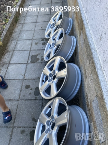 Оригинални джанти на Toyota RAV4 17”  НОВИ
, снимка 4 - Гуми и джанти - 56128023