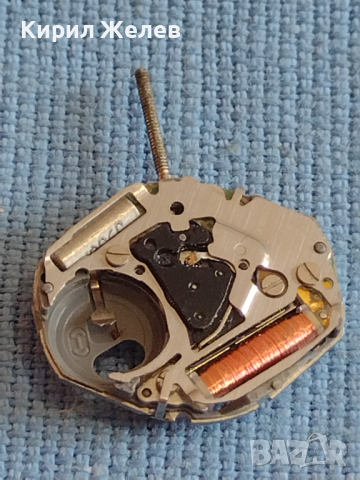 Три броя механизъм за ретро електронен часовник редки за КОЛЕКЦИЯ ЧАСТИ 43670, снимка 3 - Антикварни и старинни предмети - 44836912