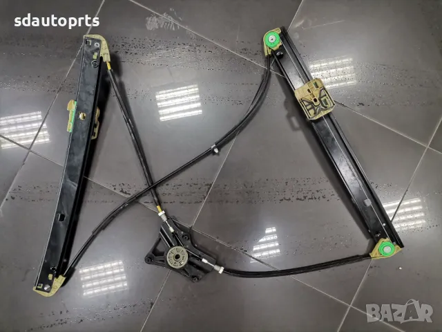 Оригинален Преден Десен Стъклоповдигач Audi A6 C7 2011-2018 4G0837462