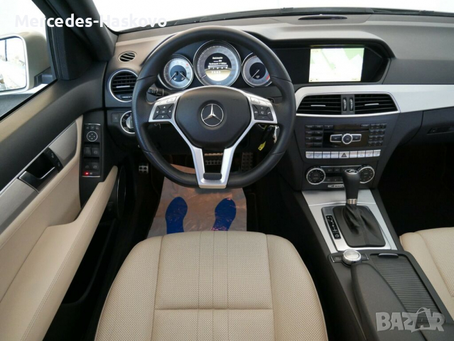 Mercedes-Benz C 300 CDI 4-Matic BlueEfficiency AMG PACKAGE PANO, снимка 5 - Автомобили и джипове - 36226349