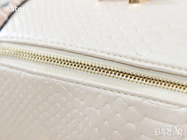 Дамска чанта с декорация от бяла змийска кожа, снимка 14 - Чанти - 52585297