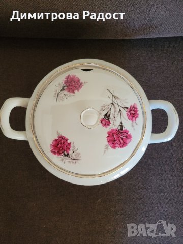 Порцеланов супник, латиера и солница! Състояние ново! , снимка 5 - Сервизи - 44147407