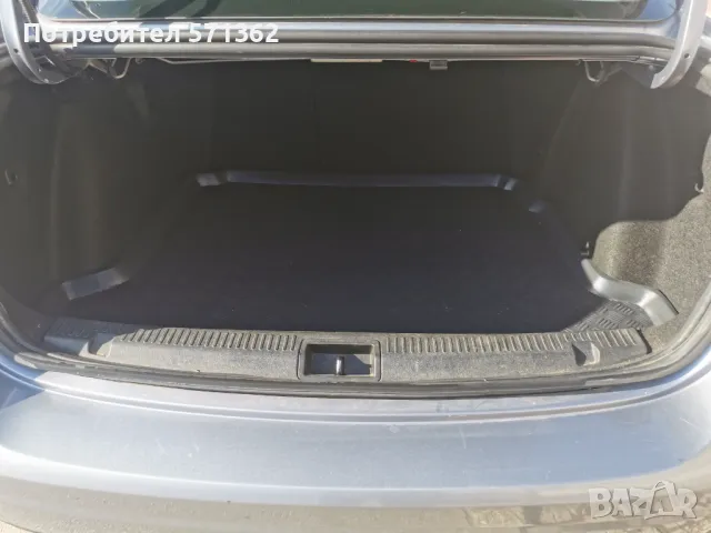 Рено Флуенс 2010 1.6 бензин 110к.с., снимка 8 - Автомобили и джипове - 48944330