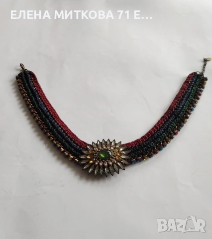 Масивно колие на ZARA с цветни кристали и ръчно изплетена яка върху метална основа, снимка 5 - Колиета, медальони, синджири - 53419537