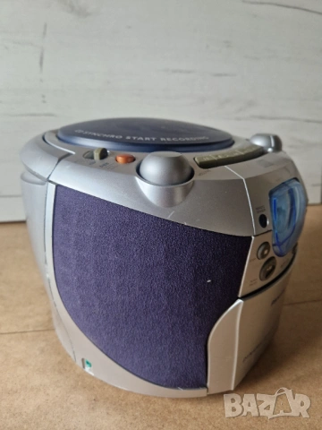 Philips AZ 1120, снимка 6 - Радиокасетофони, транзистори - 53231256