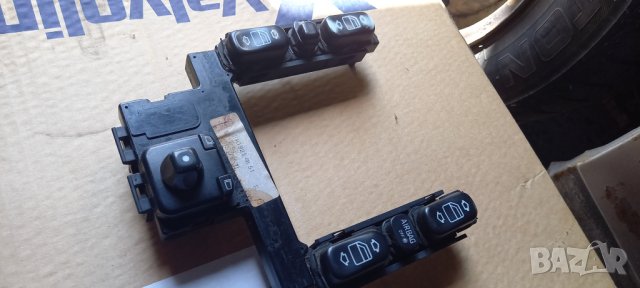 Бутони ел. стъкла и огледала Mercedes W210, снимка 2 - Части - 41601440