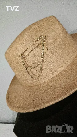 федора шапка бежова