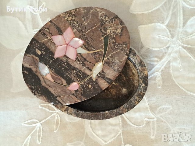 Кутия от натурален камък  , снимка 6 - Антикварни и старинни предмети - 41415359