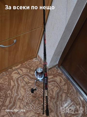 Въдица за риболов много запазена