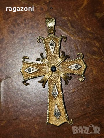 Златен кръст 18К с диаманти, снимка 8 - Колиета, медальони, синджири - 42047040