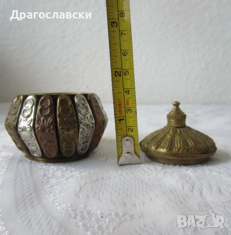 Малки кутийки: Метална кутийка със зелен камък, стара и друга, снимка 9 - Антикварни и старинни предмети - 28898696