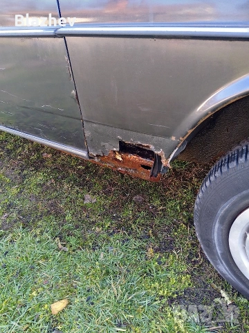 Mercedes W123 2300 Климатик цял за части, снимка 4 - Автомобили и джипове - 53743516