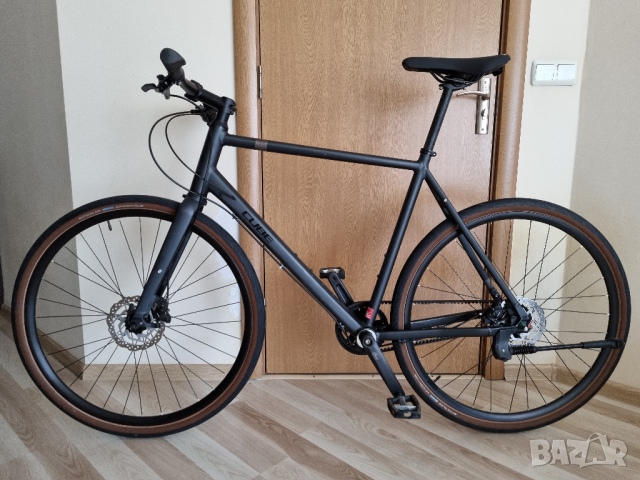 Градски велосипед с ремък Cube Hyde Race 2021, размер L, снимка 2 - Велосипеди - 44596798