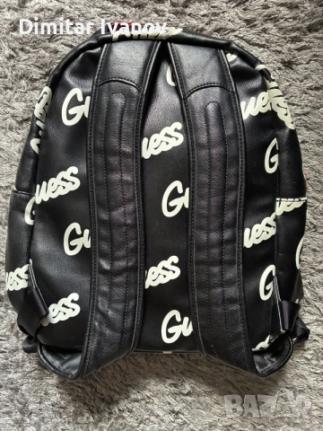 Guess раница кожена, снимка 2 - Раници - 56133927